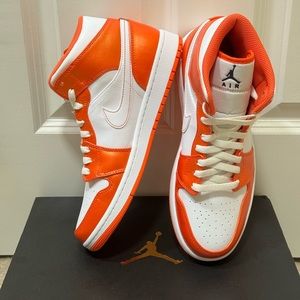 Nike Air Jordan 1 Mid Se Orange DM3531-800 9.5 Patent